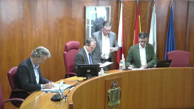 poster Pleno ordinario abril 2026
